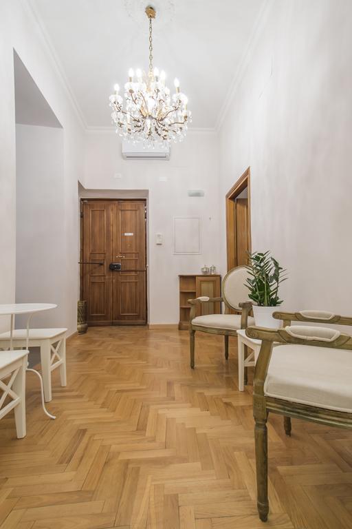 La Maison D'art Pantheon Hotel
